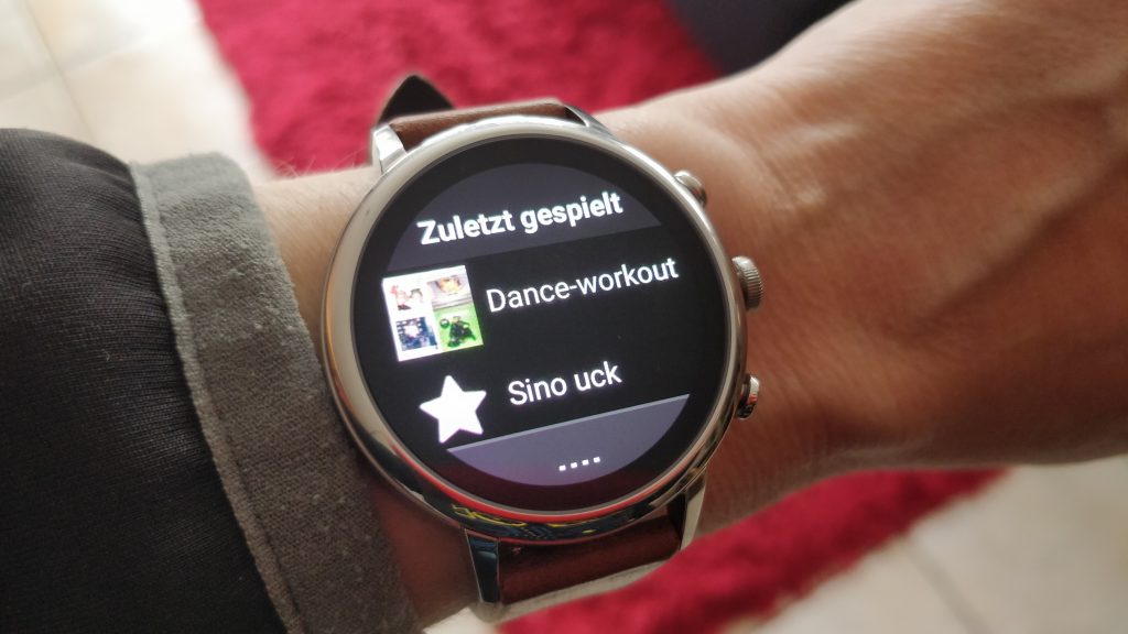smartwatch-fossilQ-venture-musik-spotify